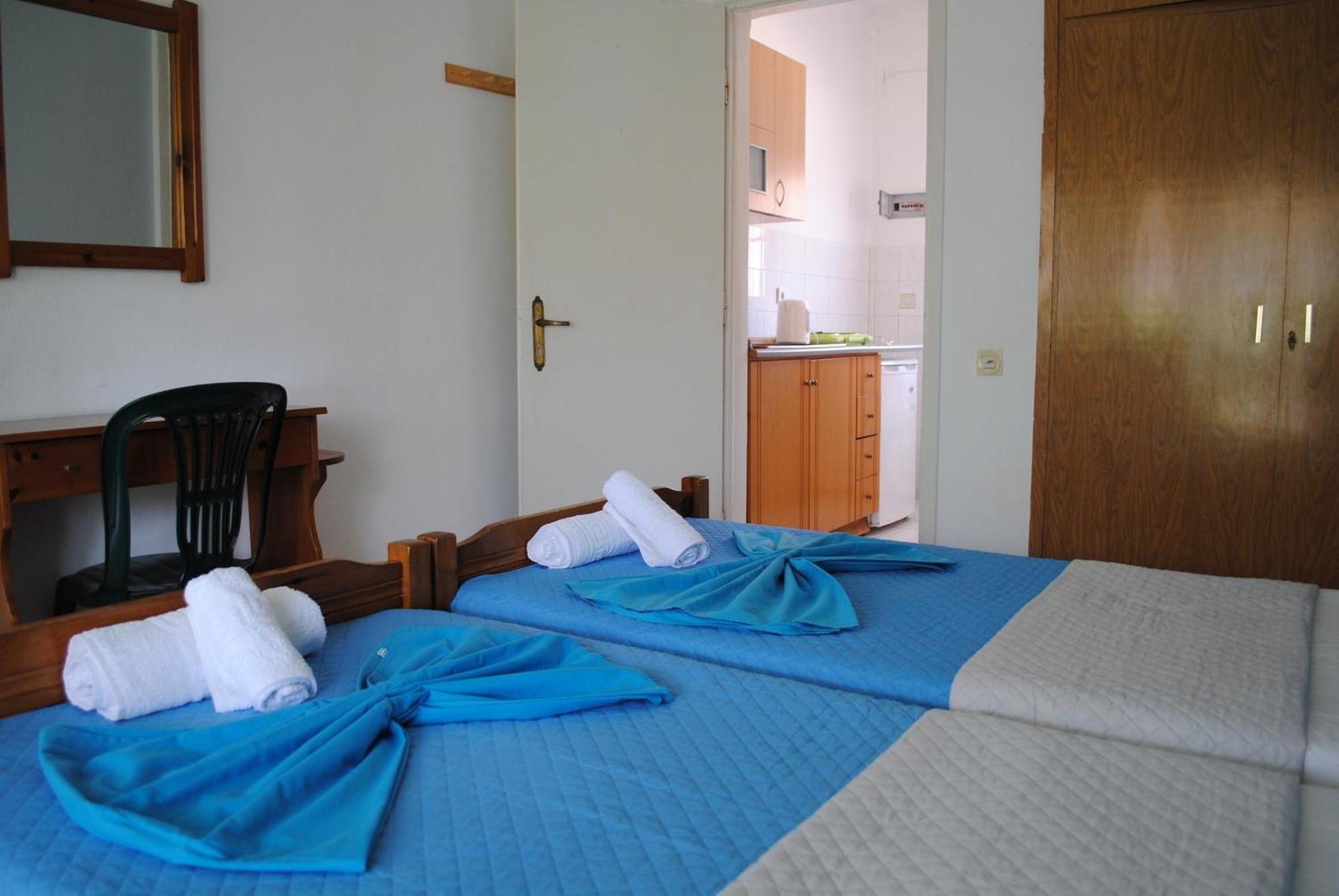 Artemis Apartments パラリア・ディオニショウ エクステリア 写真
