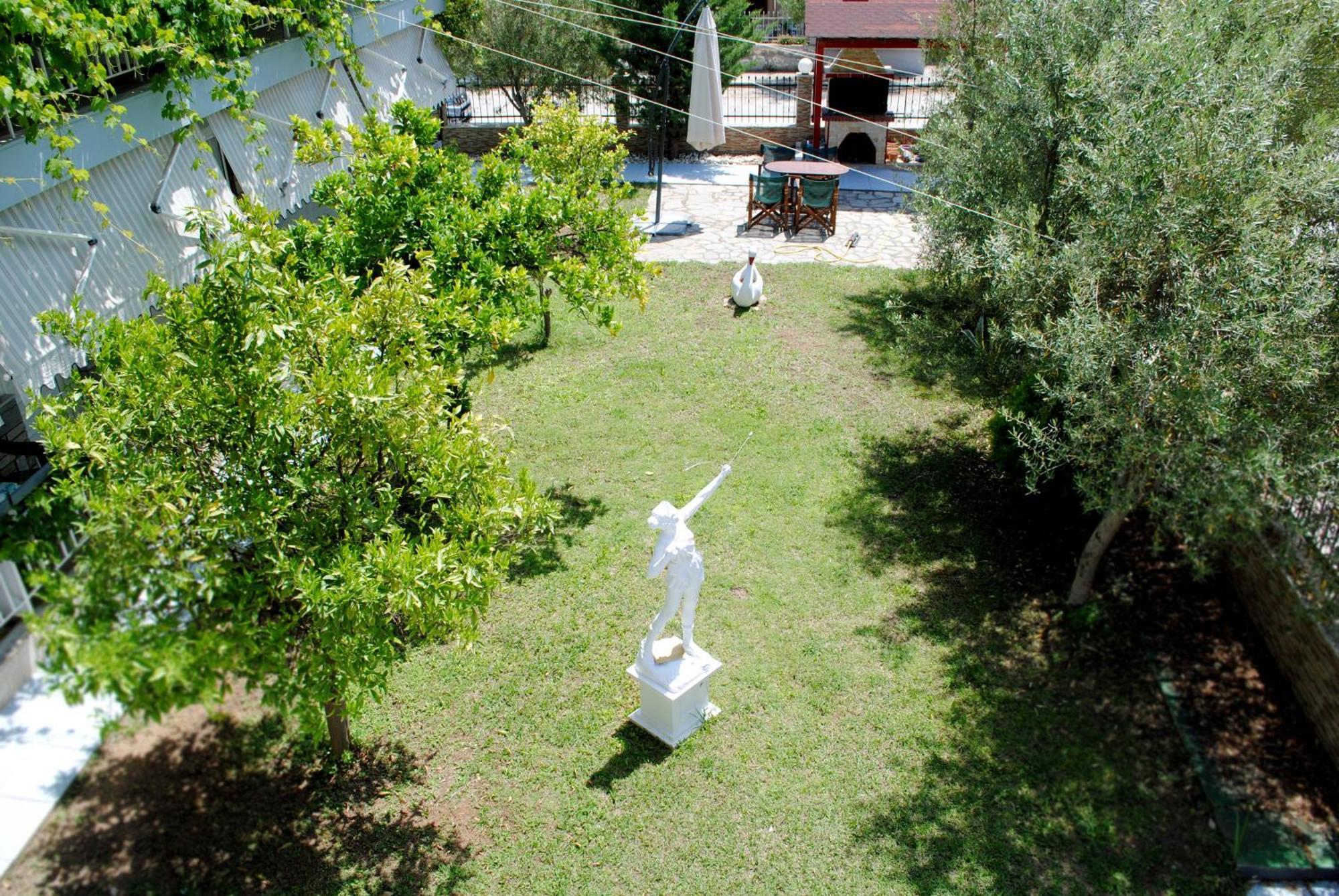 Artemis Apartments パラリア・ディオニショウ エクステリア 写真